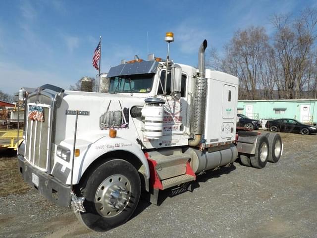Image of Kenworth W900 equipment image 4