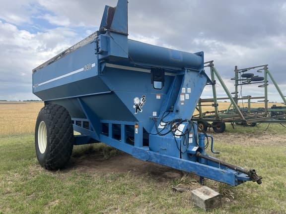 Image of Kinze 640 equipment image 2