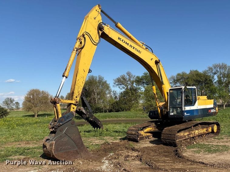1990 Komatsu PC300LC Equipment Image0