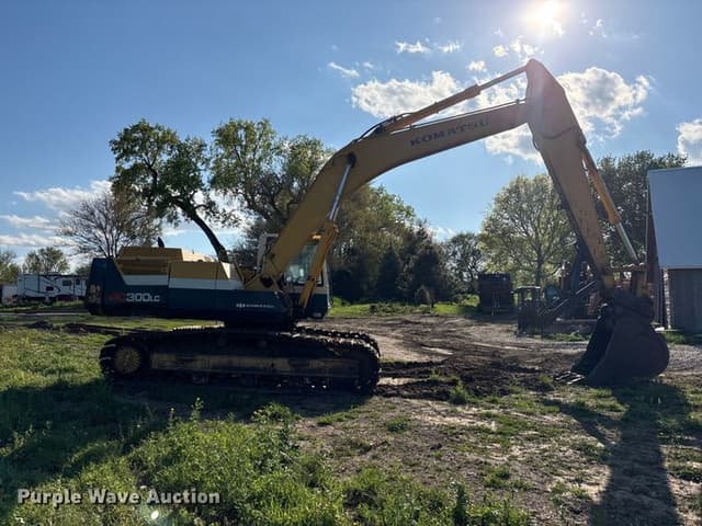 Image of Komatsu PC300LC equipment image 3