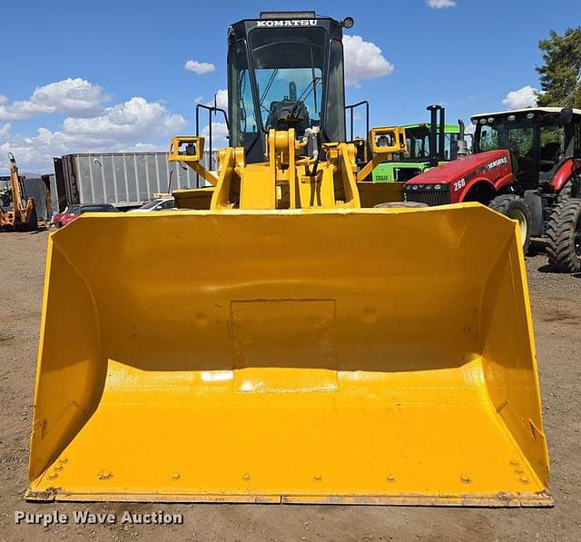 Image of Komatsu WA320-1 equipment image 1