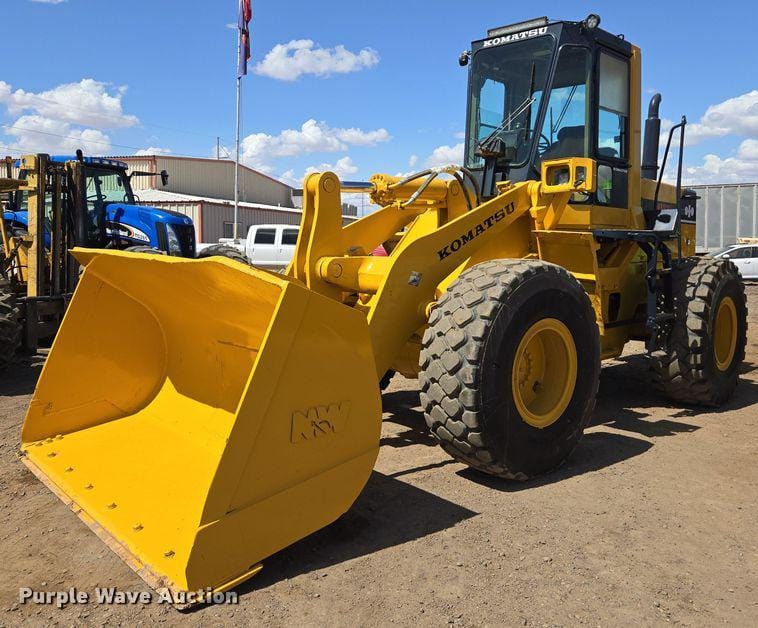 Main image Komatsu WA320-1