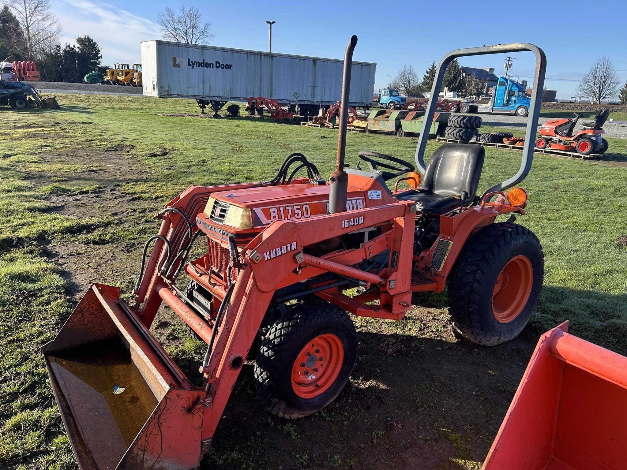 1990 Kubota B1750 Equipment Image0