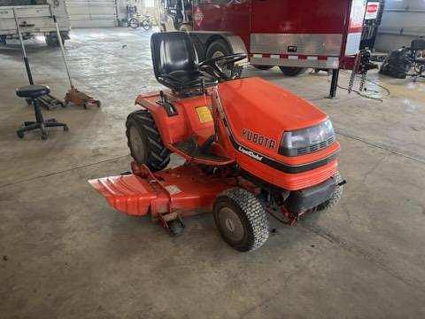 Image of Kubota G2000 equipment image 2