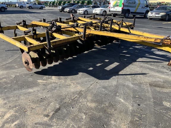 Main image Landoll Soil Master