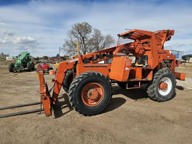 Image of Lull 844 equipment image 3