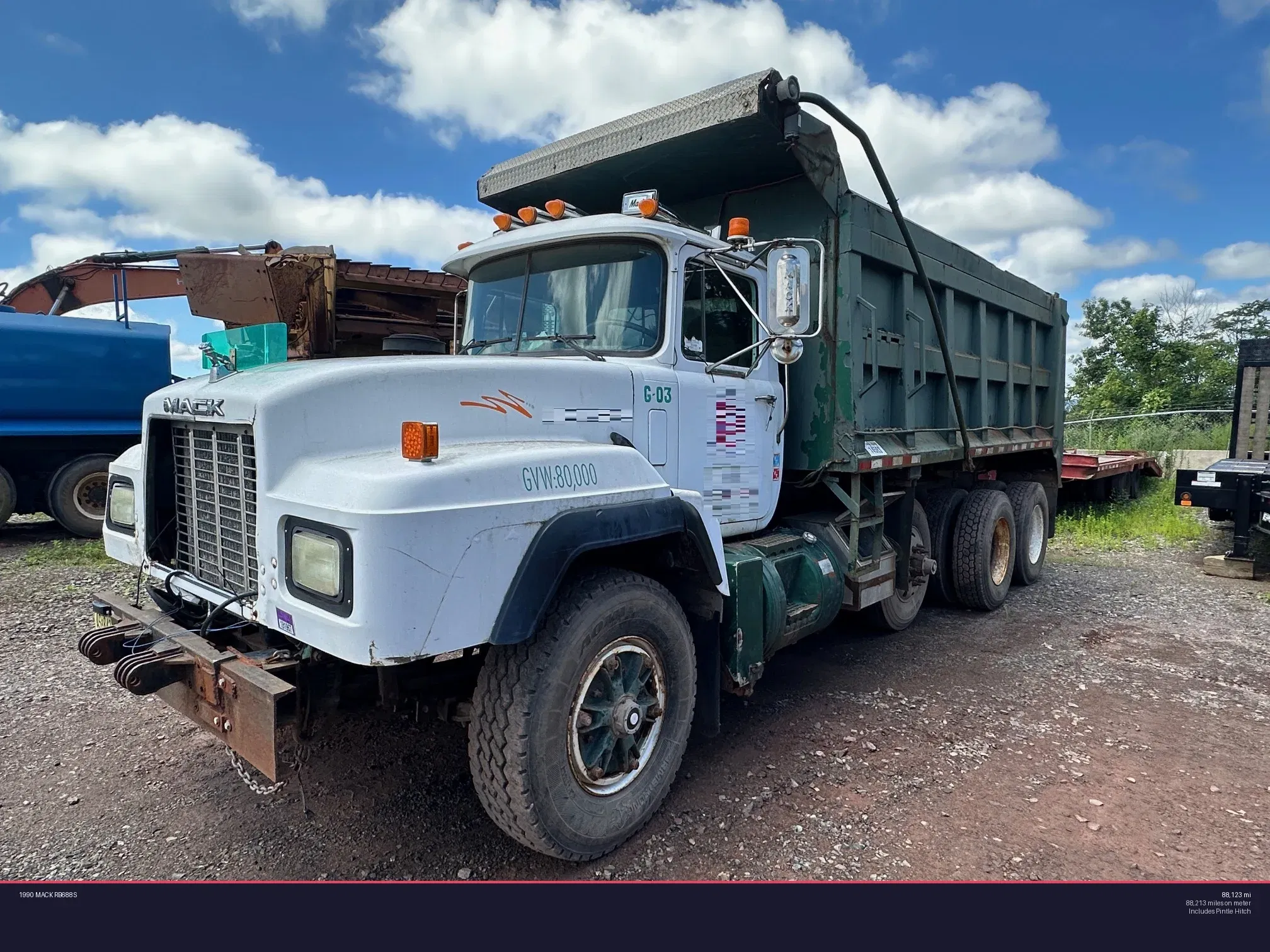 1990 Mack RB688S Equipment Image0