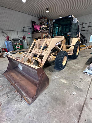 1990 Massey Ferguson 475 SERIES S Image