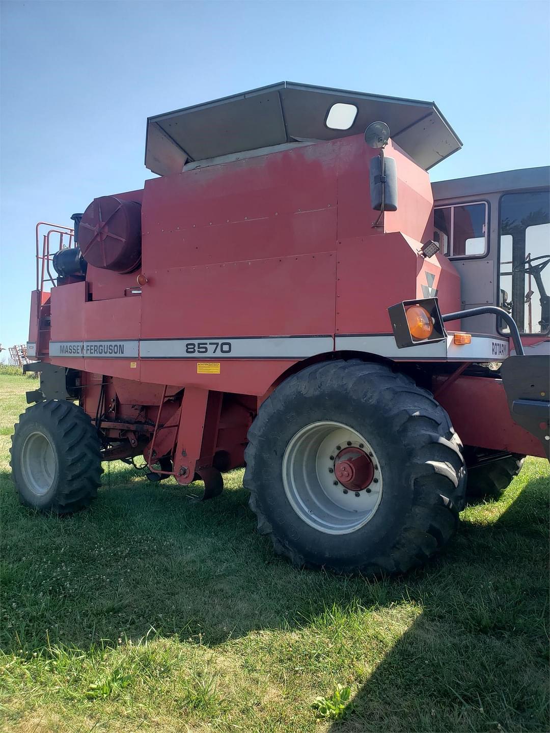 Image of Massey Ferguson 8570 Primary image