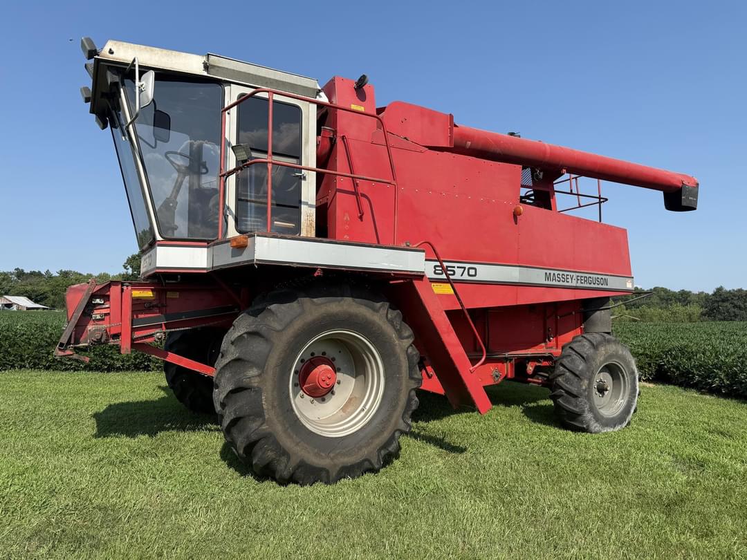 Image of Massey Ferguson 8570 Primary image
