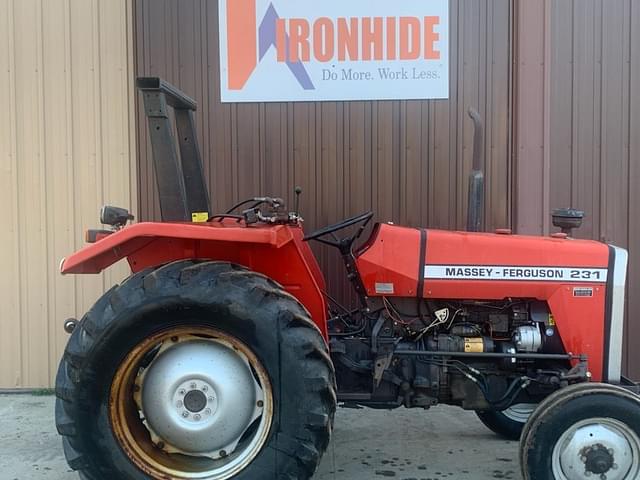 Image of Massey Ferguson 231 equipment image 1