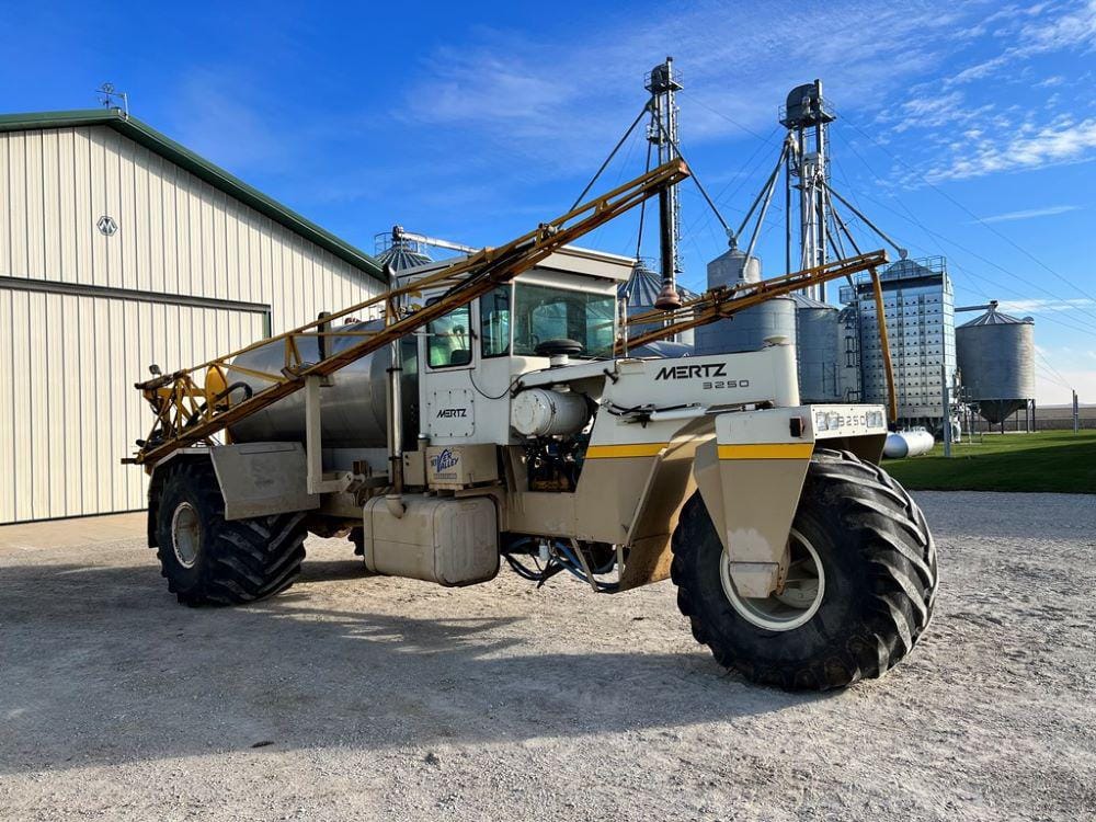 Main image Mertz 3250