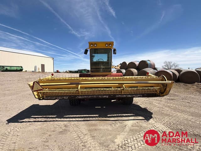 Image of New Holland 1118 equipment image 2