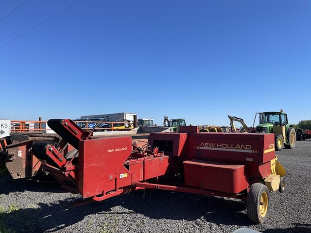Image of New Holland 570 equipment image 3