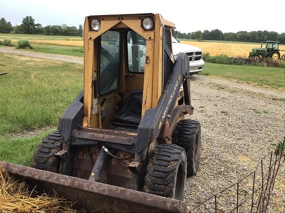 Image of New Holland L455 equipment image 3