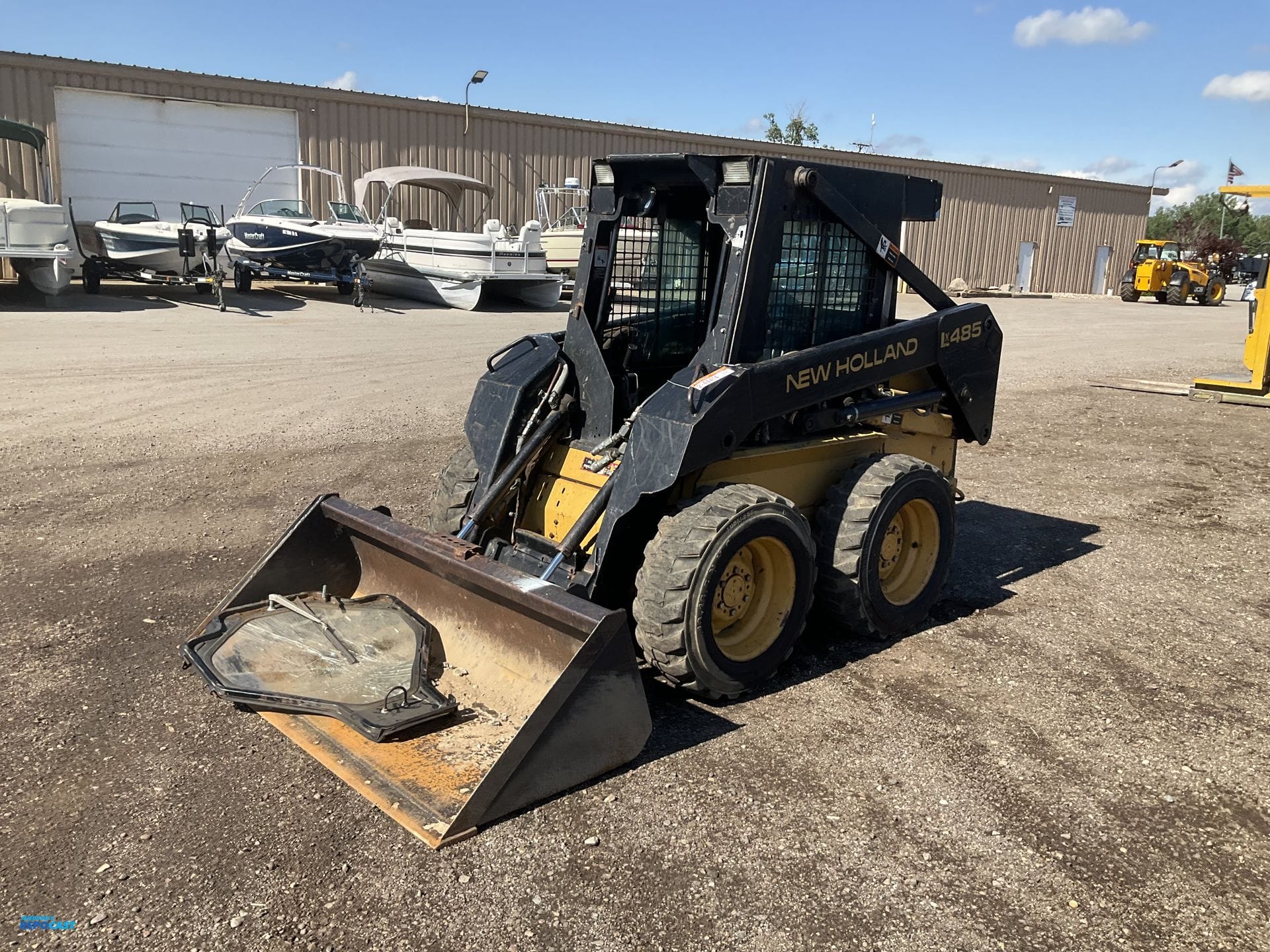 1990 New Holland LX485 Equipment Image0