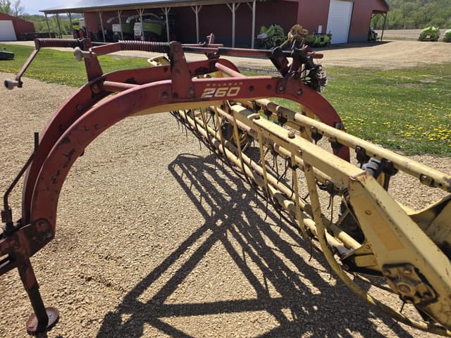Image of New Holland Rolabar 260 equipment image 1