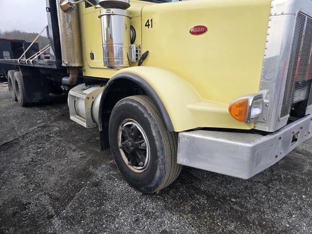 Image of Peterbilt 357 equipment image 3