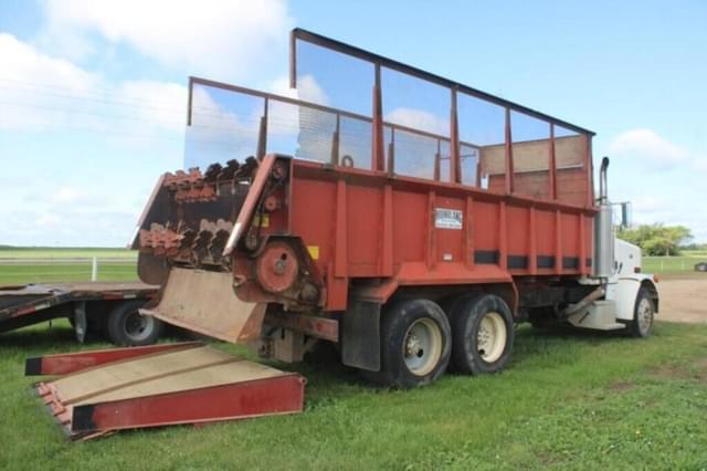 Image of Peterbilt 357 equipment image 2