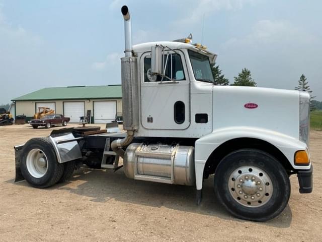 Image of Peterbilt 375 equipment image 2
