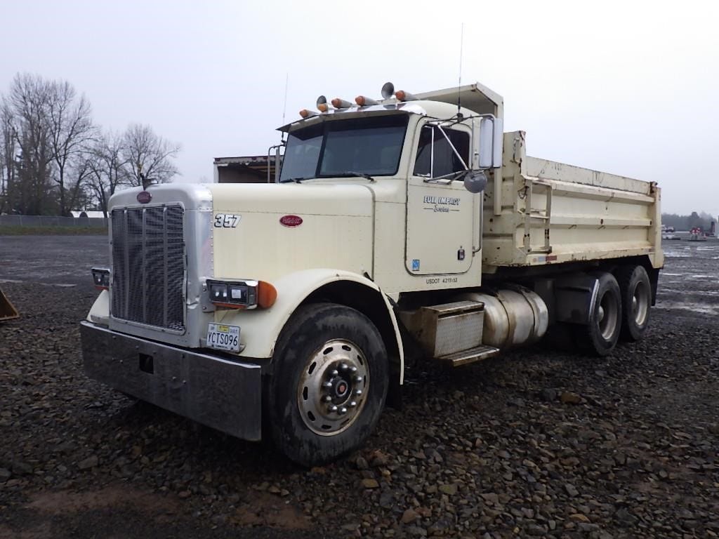 1990 Peterbilt 379 Equipment Image0