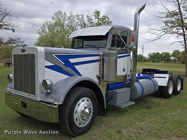 Image of Peterbilt 379 Primary image
