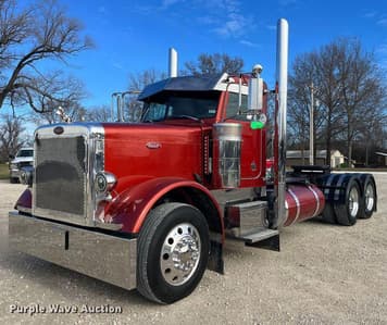 Main image Peterbilt 379