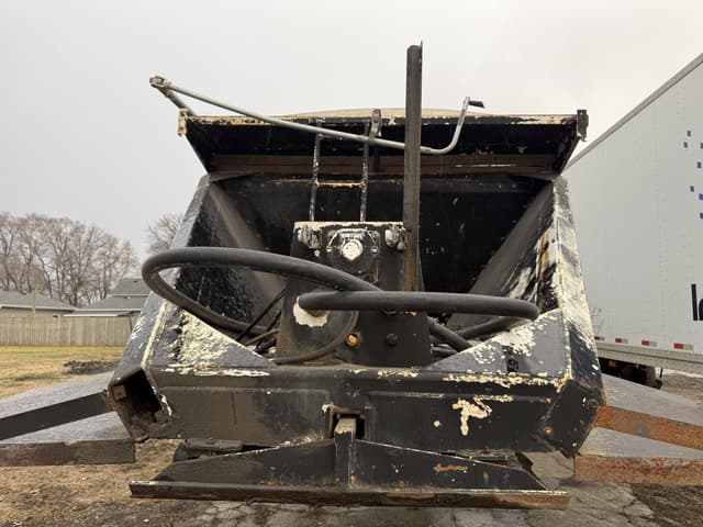 Image of Red River BD234 equipment image 3