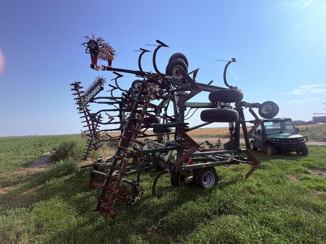 Image of Sunflower 3070 equipment image 4