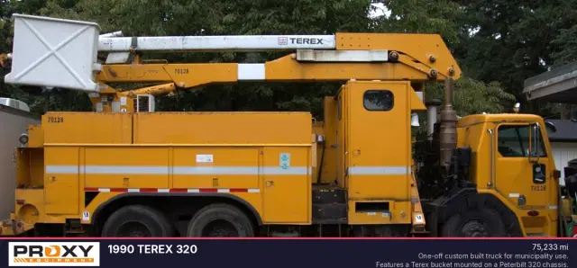 Image of Peterbilt 320 equipment image 1