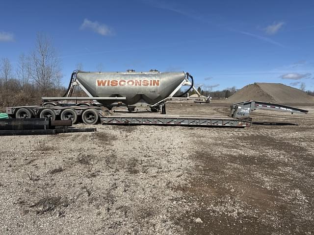Image of Trail King TK100 equipment image 1