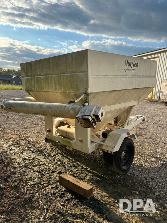Image of Unverferth 150 equipment image 3
