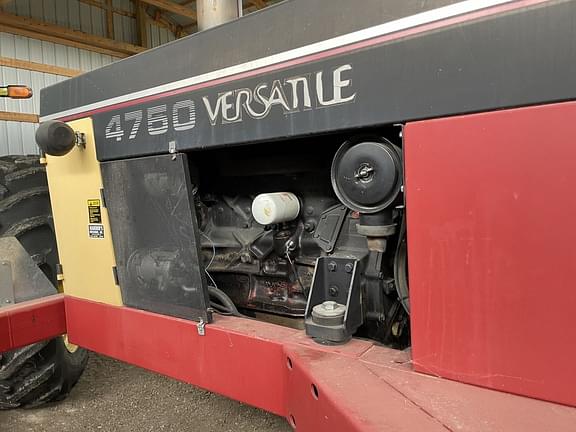 Image of Versatile 4750 equipment image 3