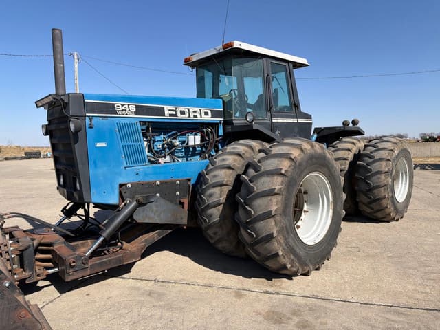 Image of Versatile 946 equipment image 1