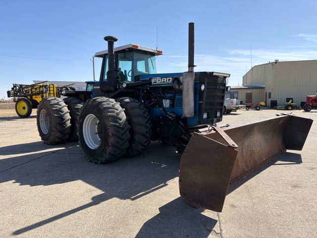 Image of Versatile 946 equipment image 3