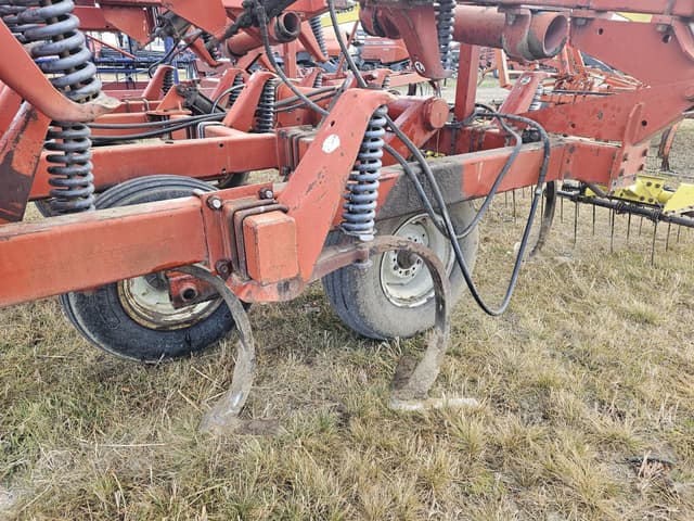 Image of White 426 equipment image 4