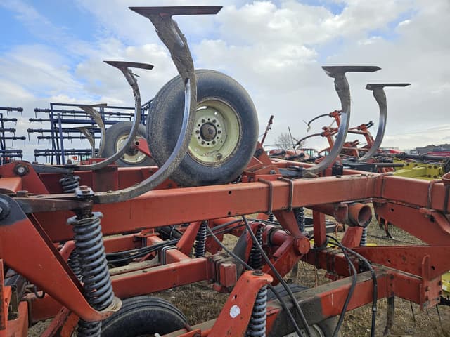 Image of White 426 equipment image 3