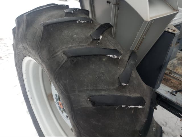 Image of White American 60 equipment image 3