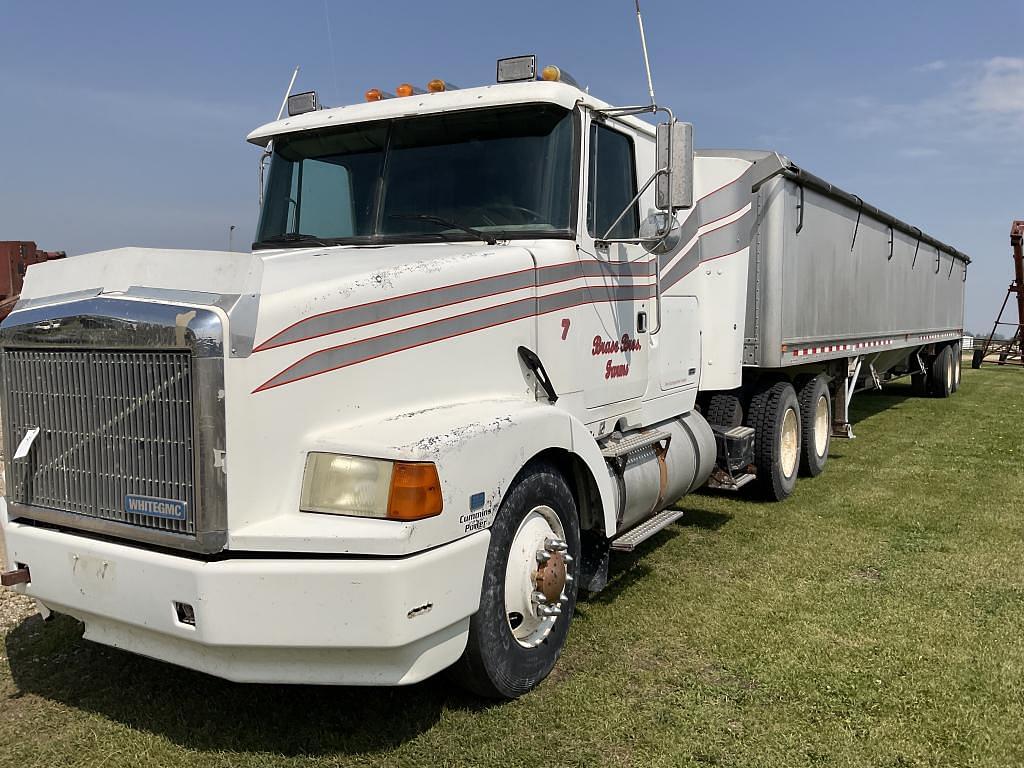 Image of White GMC WIA Primary image