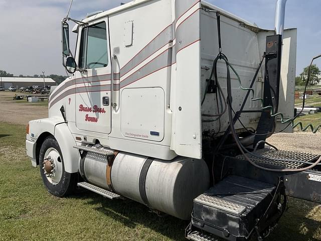 Image of White GMC WIA equipment image 4