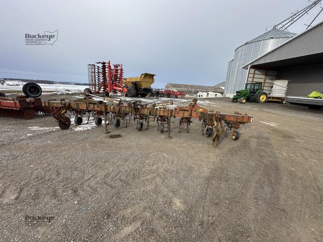 Image of Yetter 8 equipment image 3