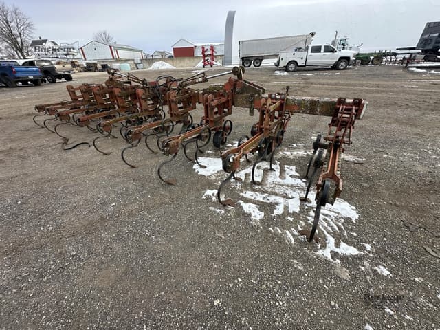 Image of Yetter 8 equipment image 2