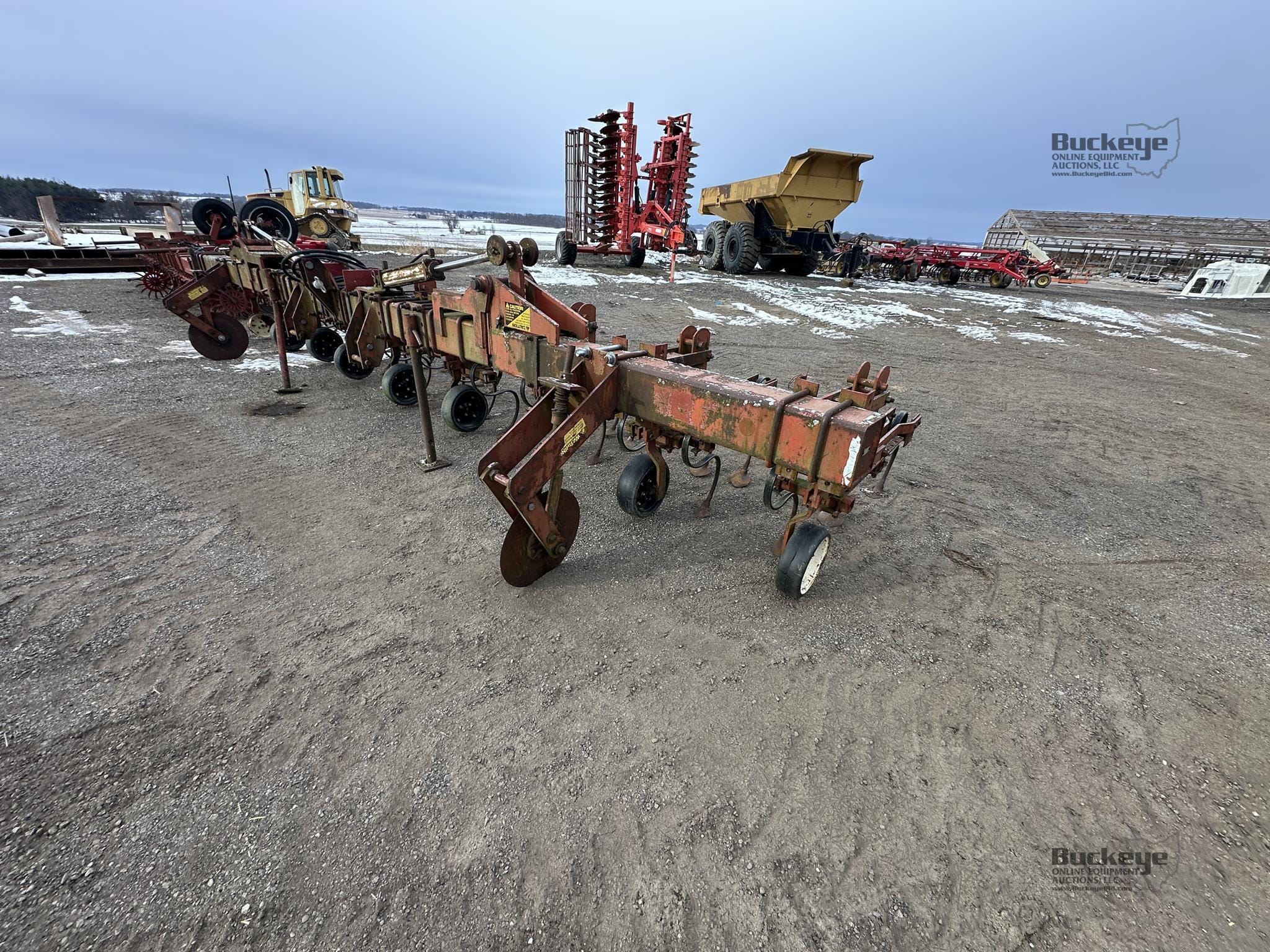 1990 Yetter 8 Equipment Image0
