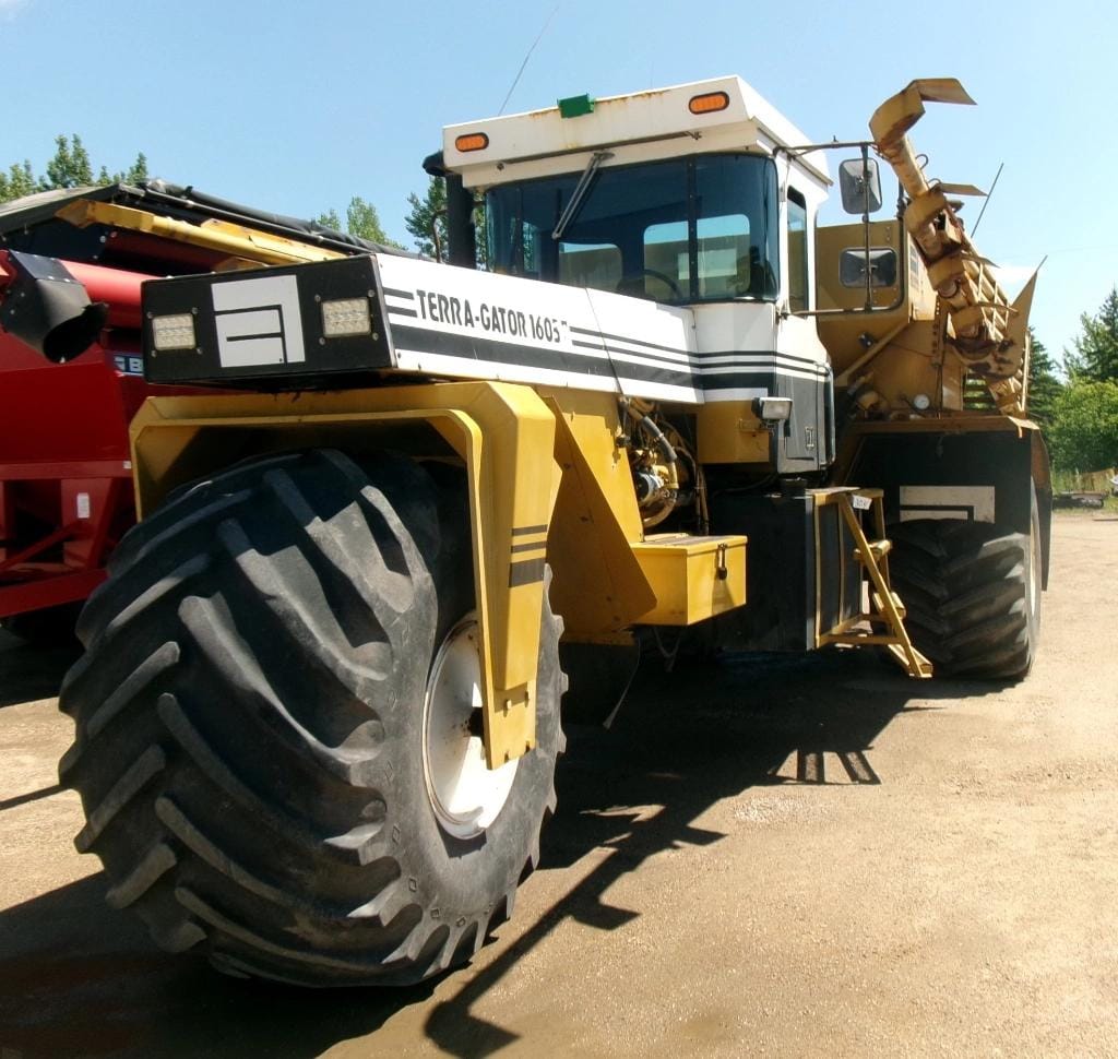 1991 Ag-Chem Terra-Gator 1603 Equipment Image0