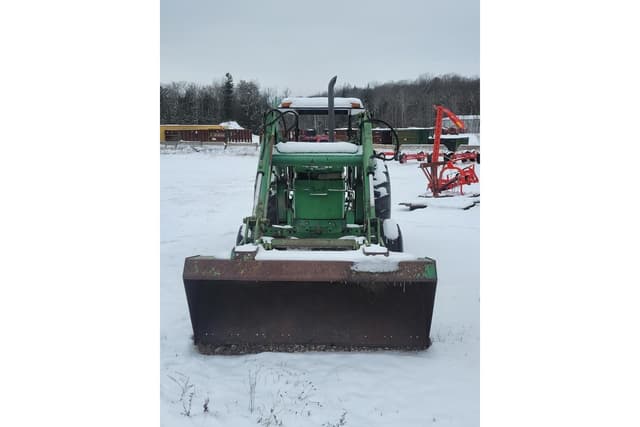 Image of John Deere 2355 equipment image 4