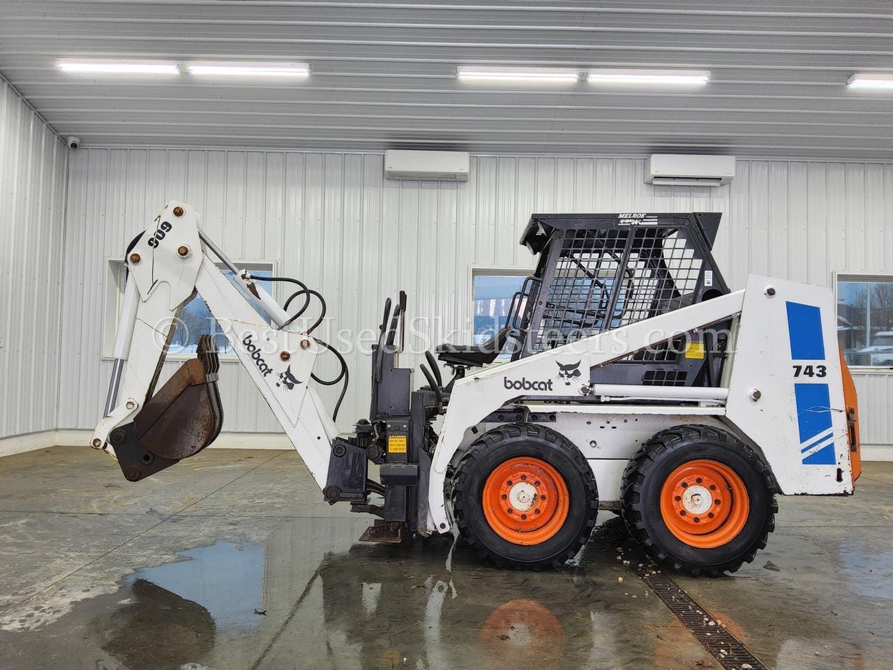 1991 Bobcat 743 Equipment Image0