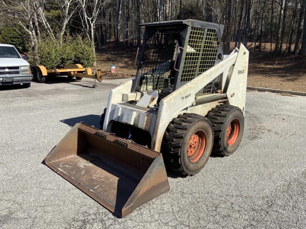 1991 Bobcat 843B Equipment Image0