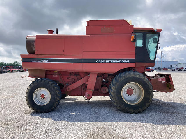 Image of Case IH 1660 equipment image 1