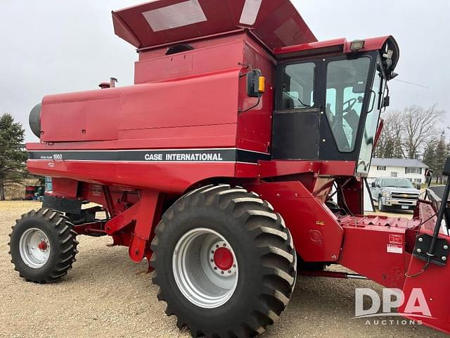 Image of Case IH 1660 equipment image 2