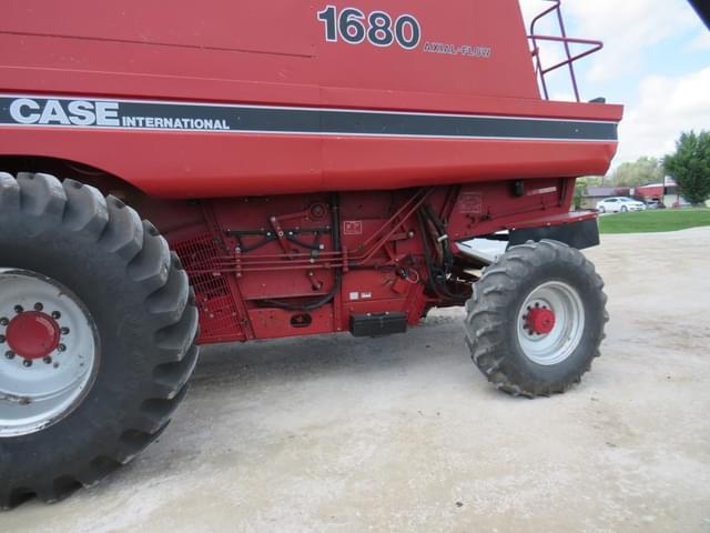 Image of Case IH 1680 equipment image 3